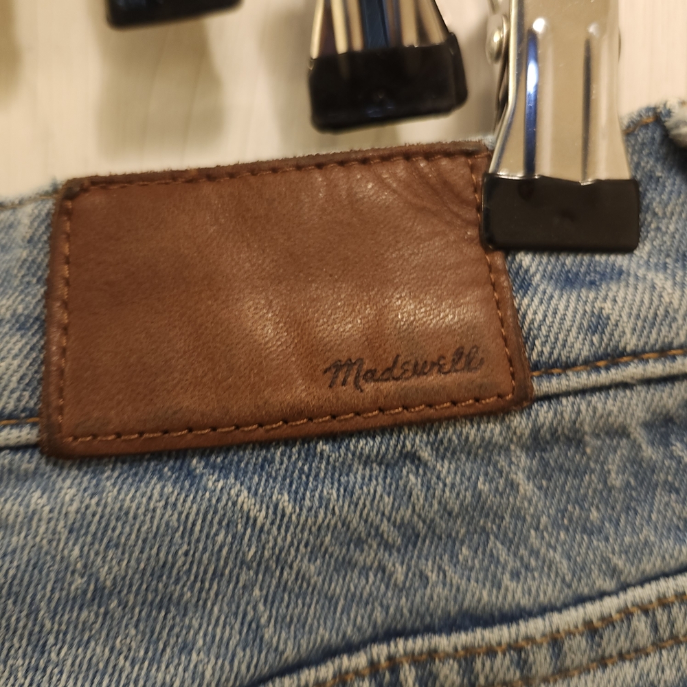 Women's Light Blue Jeans - Picture 7 of 7